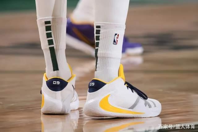 疆辽首次会师总决赛 季后赛交锋辽宁仅7胜14负